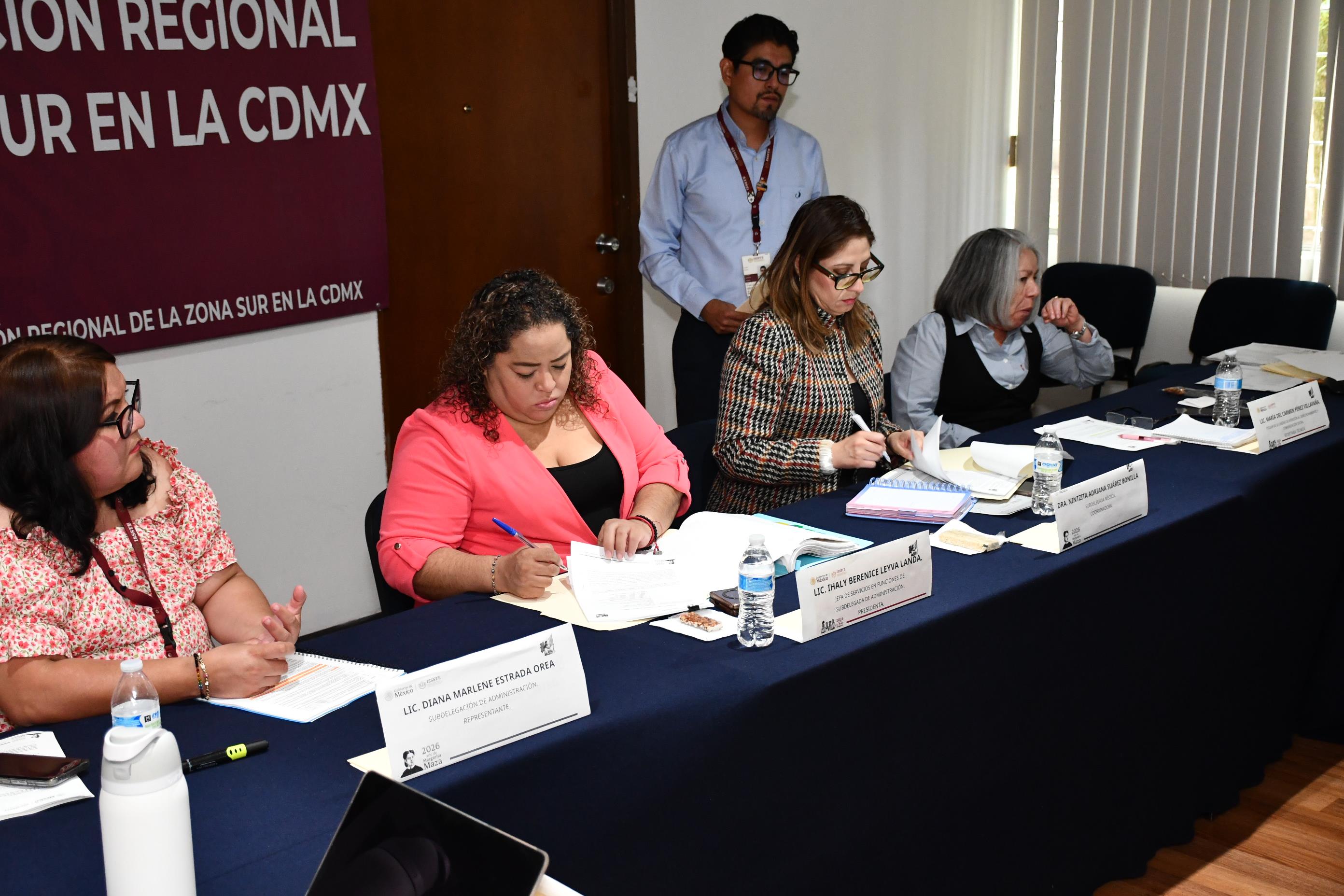 Décima Segunda sesión ordinaria de la comisión de Quejas y Reembolsos 